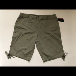 Rafaella Studio Shorts Sz18W Utility Green Cotton